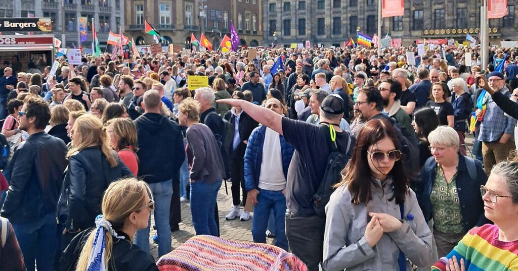 zaterdag 22 maart Landelijke Demonstratie tegen Racisme en Fascisme op de Dam in Amsterdam